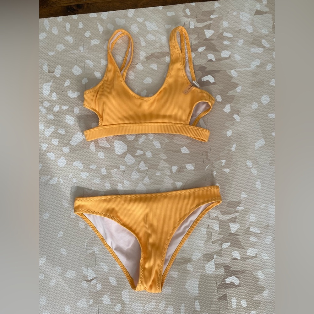 Lot of two Cupshe swimsuits